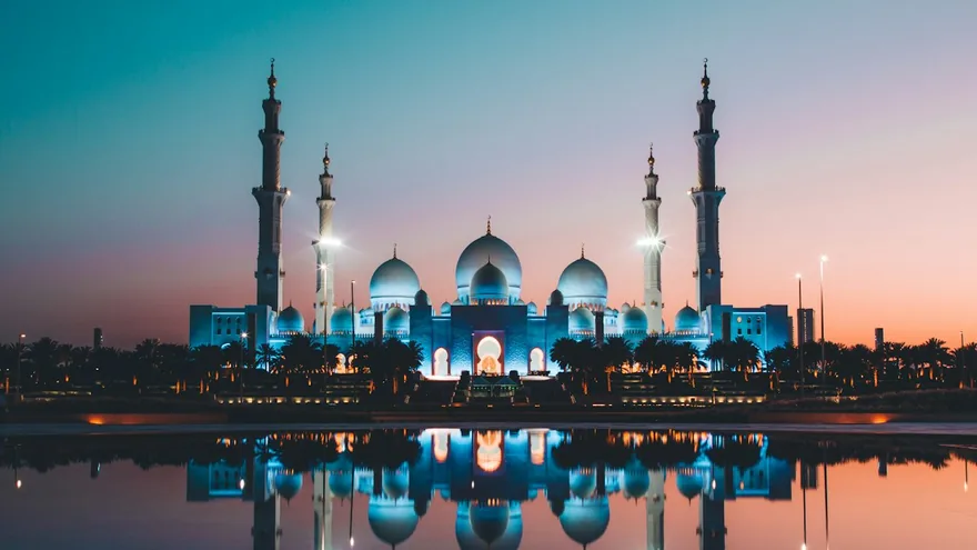 Abu Dhabi city skyline